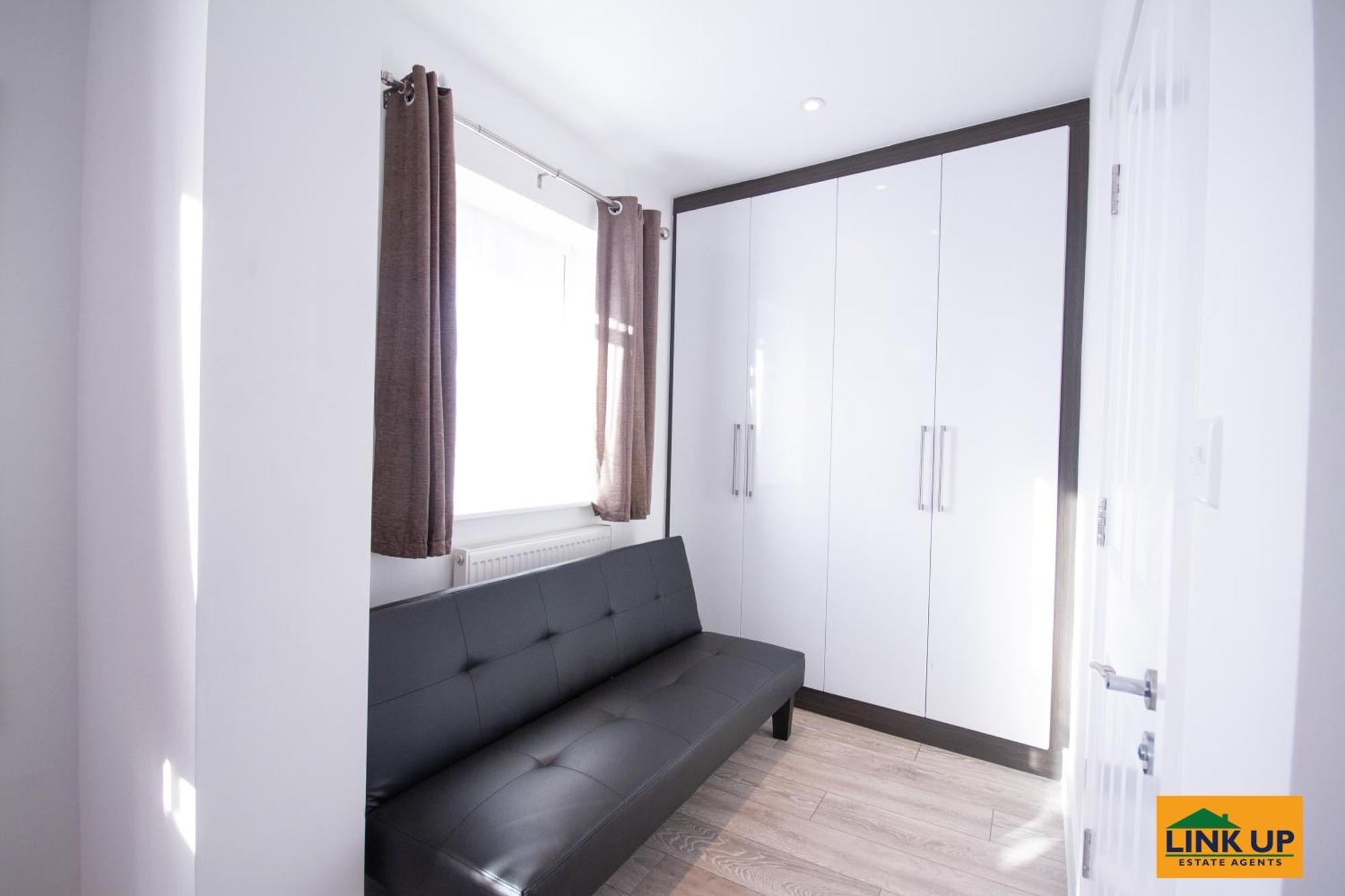Lee'S House Villa Uxbridge Rom bilde